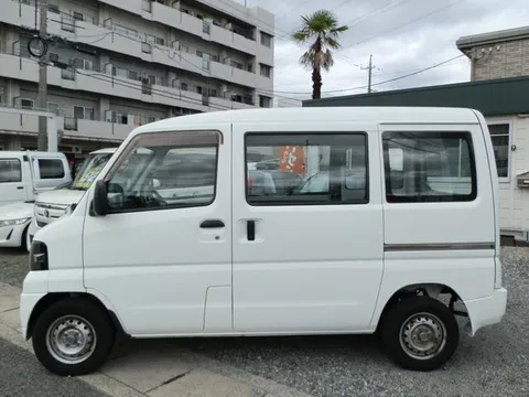 Mitsubishi Minicab Van