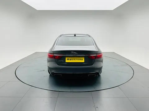 Jaguar XFL