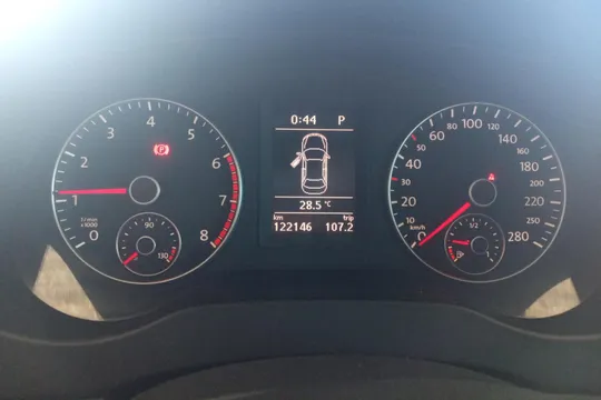 Volkswagen Sagitar