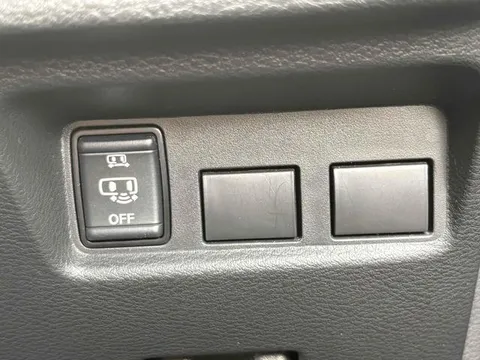 Mitsubishi eK X Space