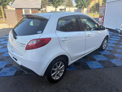 Mazda Mazda2 (Demio)