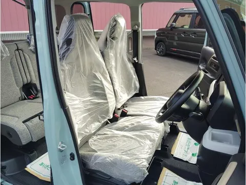 Suzuki Spacia