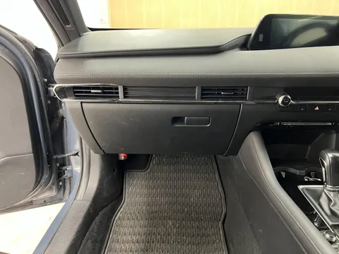 Mazda MAZDA3 Fastback