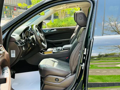 Mercedes-Benz Mercedes-Benz GLS