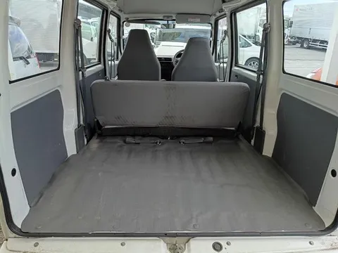 Mitsubishi Minicab Van