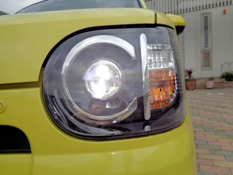 Daihatsu Mira Tocot