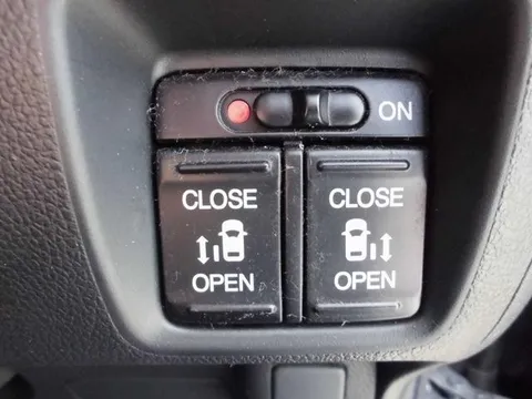 Honda N-BOX Plus