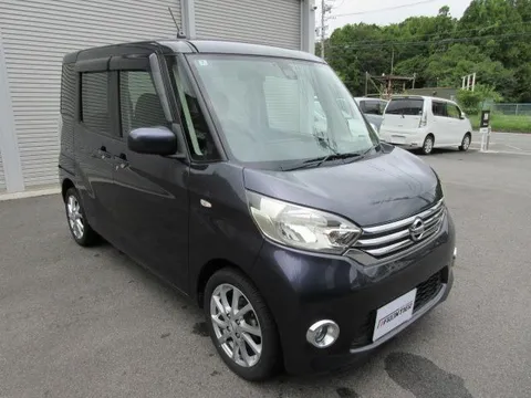 Nissan Dayz Roox