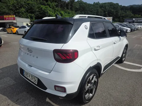 Hyundai Venue