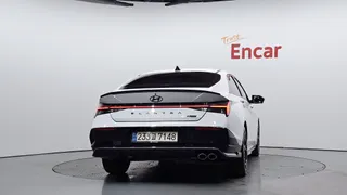 Hyundai Elantra (Avante)