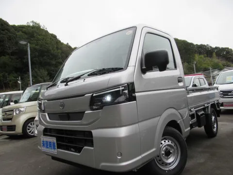 Nissan Clipper Truck