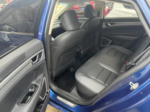 Geely Emgrand GL