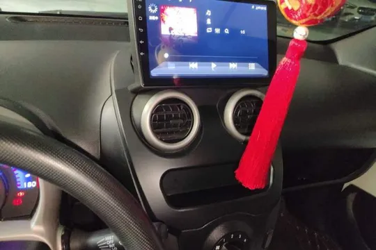 BYD F0