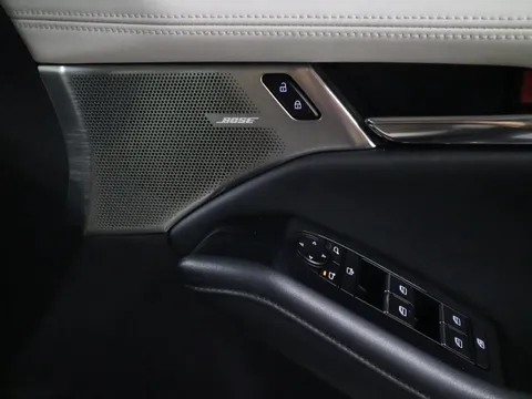Mazda MAZDA3 Sedan
