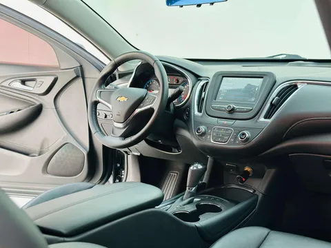 Chevrolet Malibu XL