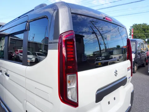 Suzuki Spacia Gear