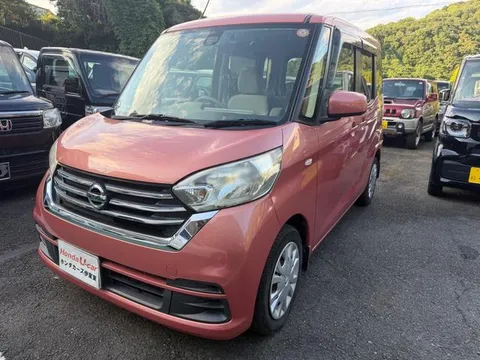 Nissan Dayz Roox
