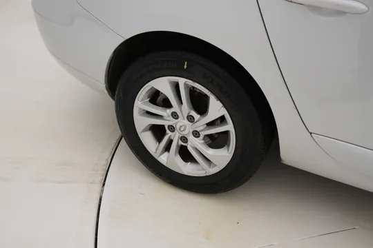 Renault SM3