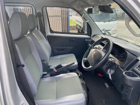Toyota TownAce Van