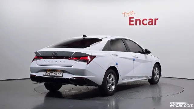 Hyundai Elantra (Avante)