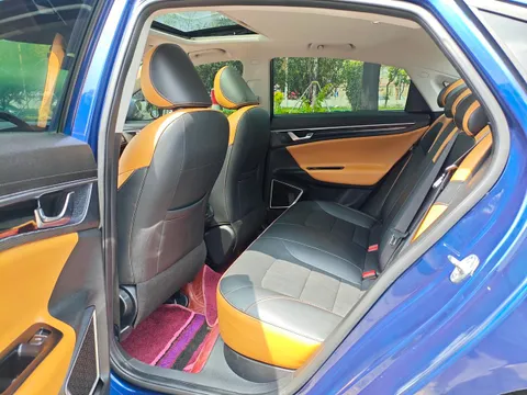 Geely Emgrand GL