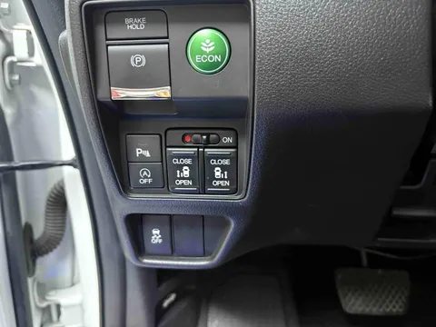 Honda Elysion
