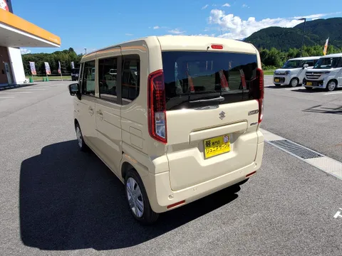 Suzuki Spacia