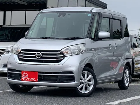 Nissan Dayz Roox