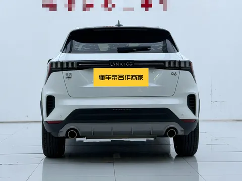 Lynk & Co Lynk & Co 06
