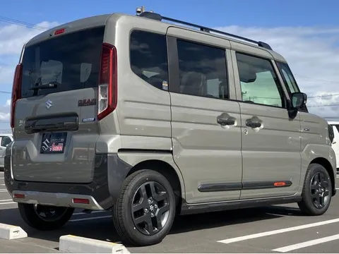 Suzuki Spacia Gear