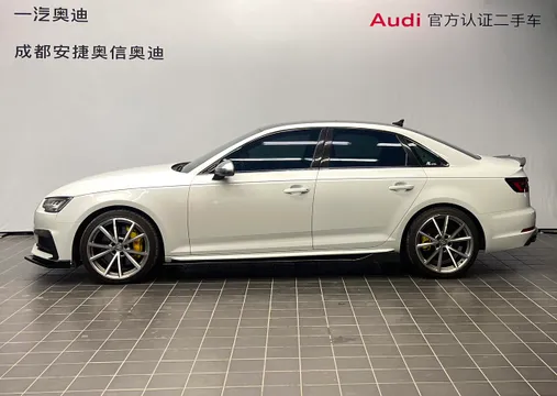 Audi S4
