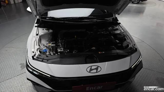 Hyundai Elantra (Avante)