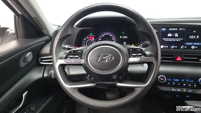 Hyundai Elantra (Avante)