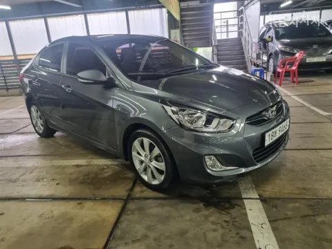 Hyundai Accent