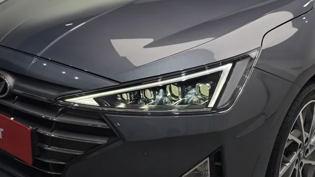 Hyundai Elantra (Avante)