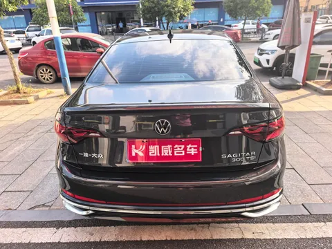 Volkswagen Sagitar