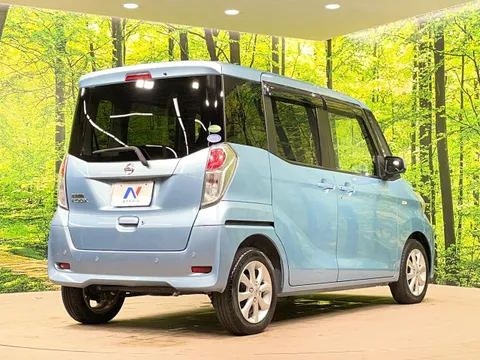 Nissan Dayz Roox