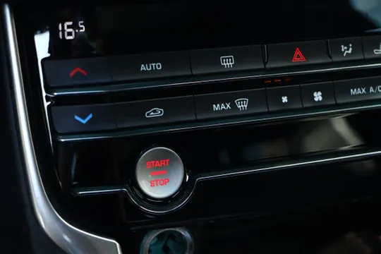 Jaguar XFL