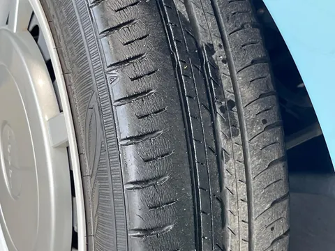 Daihatsu Mira Tocot