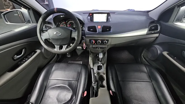 Renault SM3