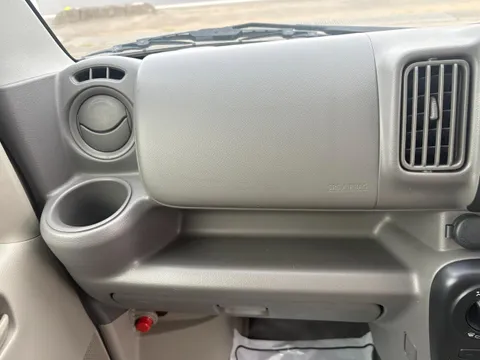 Mitsubishi Minicab Van