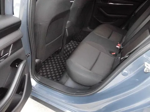 Mazda MAZDA3 Fastback