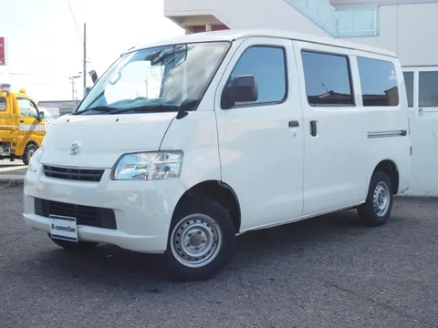 Toyota TownAce Van