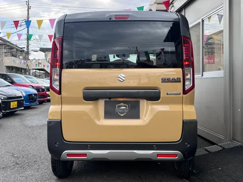 Suzuki Spacia Gear
