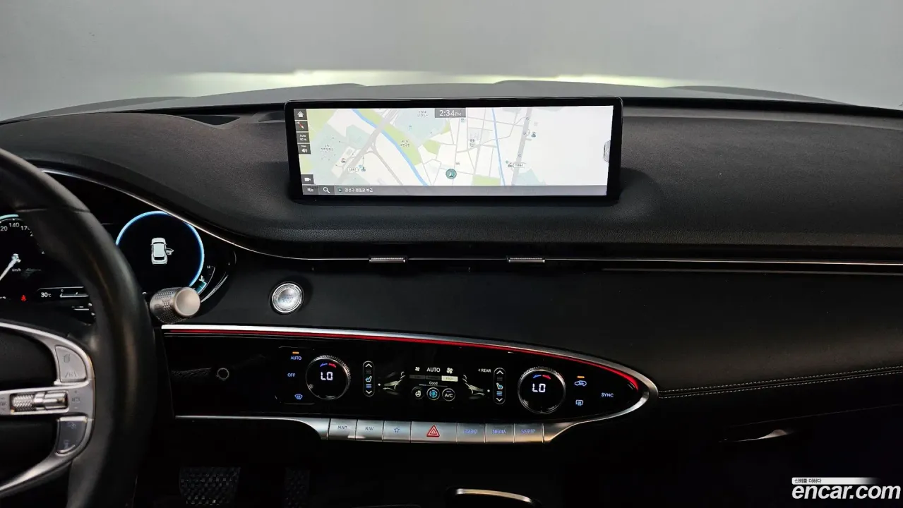 Genesis GV70