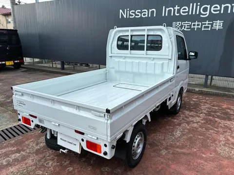 Nissan Clipper Truck
