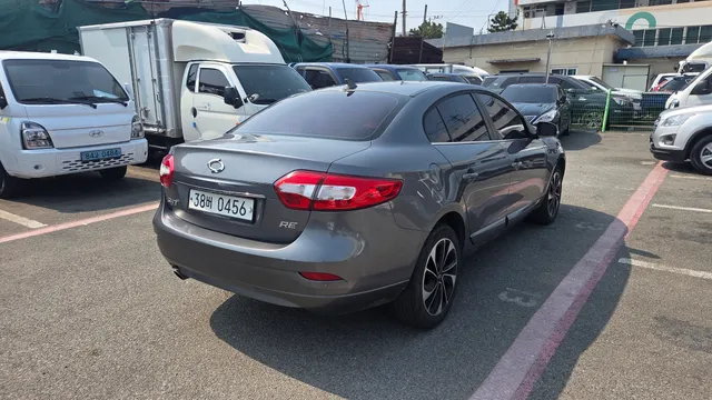 Renault SM3