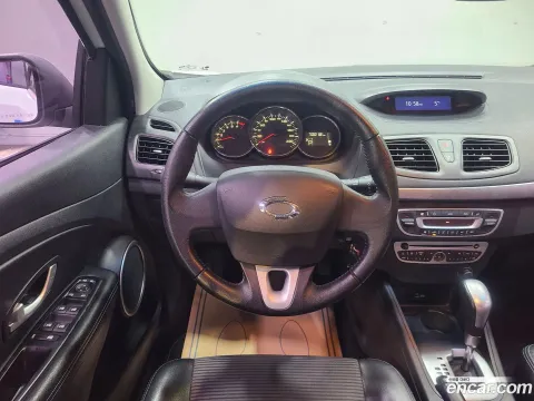 Renault SM3