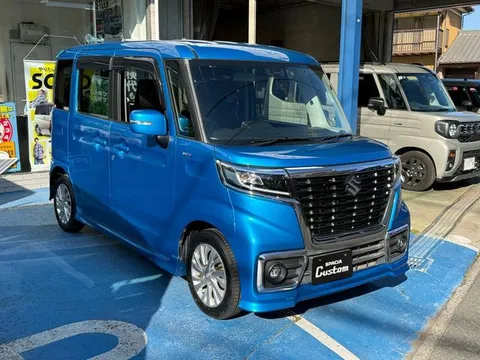 Suzuki Spacia Custom