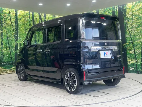 Suzuki Spacia Custom